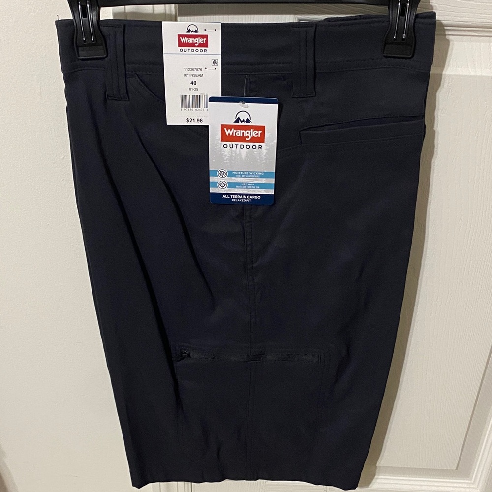 Wrangler Men's Dark Blue Cargo Shorts